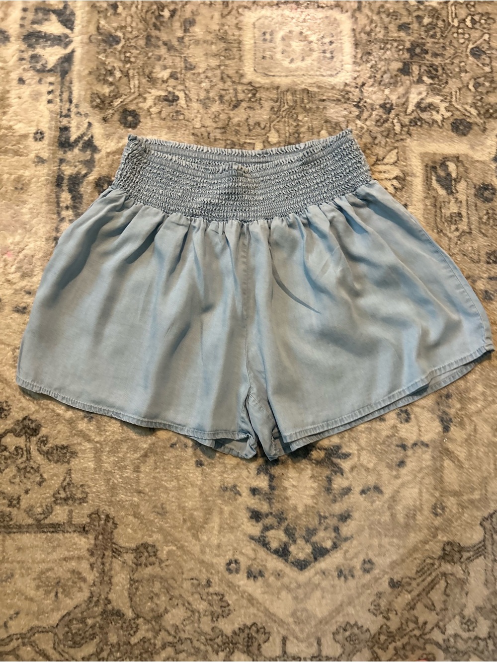 Love Tree Smocked Waist Light Blue Women’s Shorts